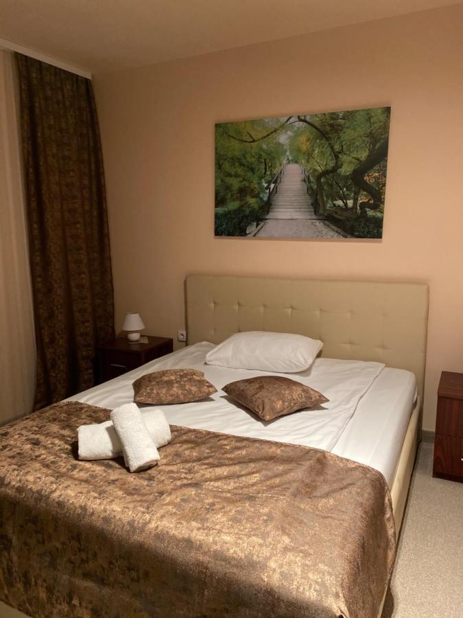 아파틴 Garden House B&B 외부 사진