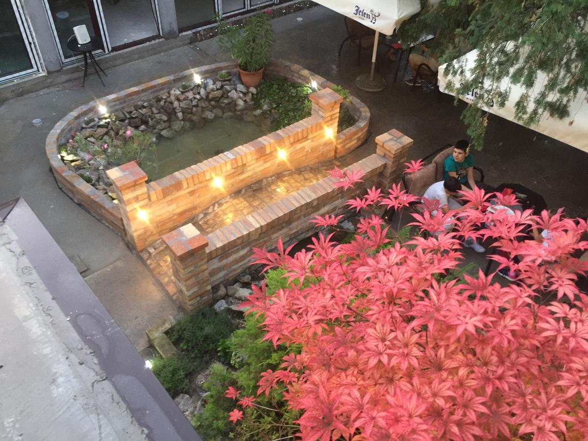 아파틴 Garden House B&B 외부 사진
